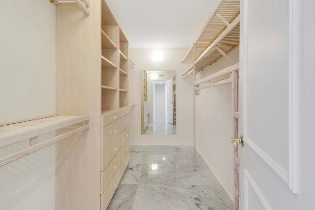 5380 N Ocean Drive 22j, Singer Island, FL 33404