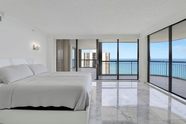 5380 N Ocean Drive 22j, Singer Island, FL 33404