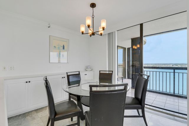 5380 N Ocean Drive 22j, Singer Island, FL 33404