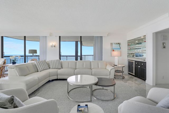 5380 N Ocean Drive 22j, Singer Island, FL 33404