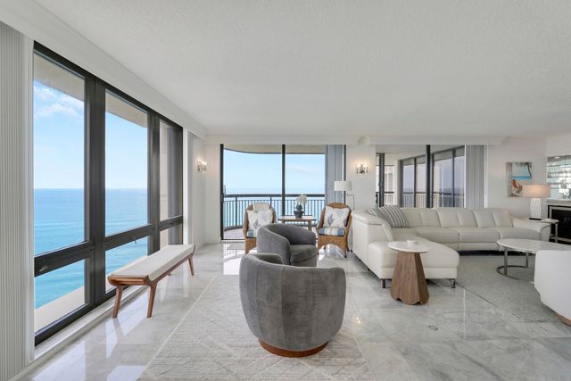 5380 N Ocean Drive 22j, Singer Island, FL 33404