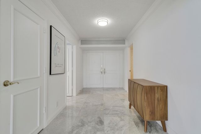 5380 N Ocean Drive 22j, Singer Island, FL 33404