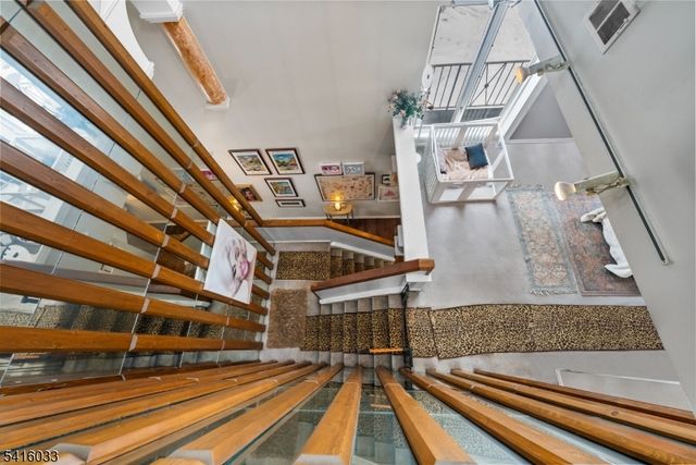 207 Stephanie Dr, North Caldwell Boro, NJ 07006