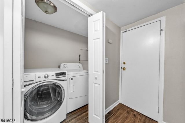 207 Stephanie Dr, North Caldwell Boro, NJ 07006