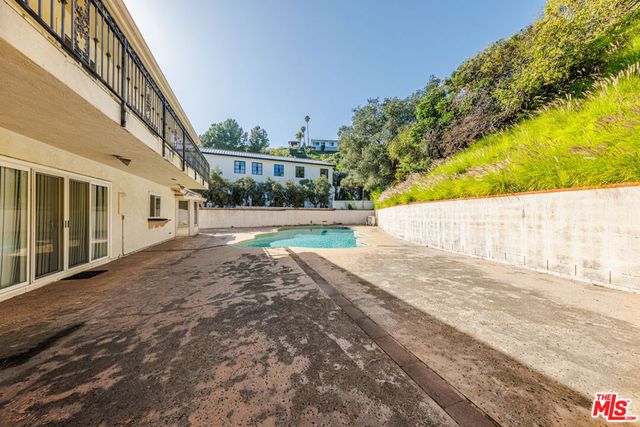 1181 Somera Road, Los Angeles, CA 90077