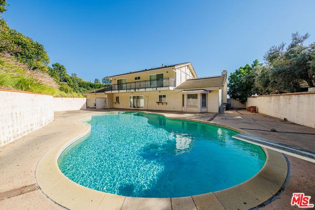 1181 Somera Road, Los Angeles, CA 90077