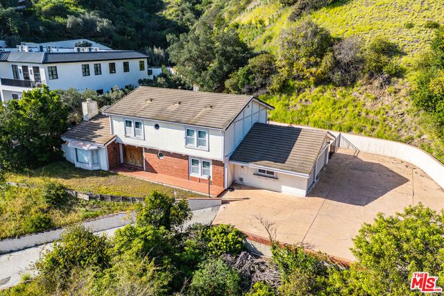 1181 Somera Road, Los Angeles, CA 90077