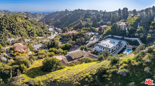 1181 Somera Road, Los Angeles, CA 90077