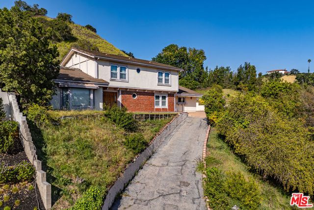 1181 Somera Road, Los Angeles, CA 90077