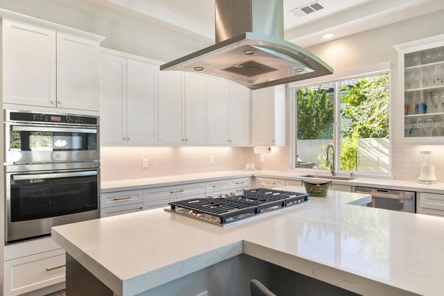 81890 Thoroughbred Trail, La Quinta, CA 92253