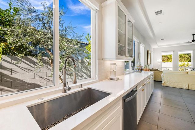 81890 Thoroughbred Trail, La Quinta, CA 92253