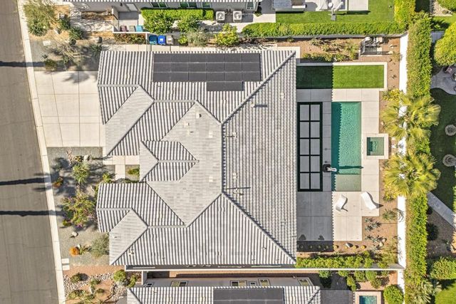 81890 Thoroughbred Trail, La Quinta, CA 92253