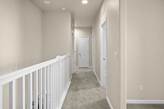 1129 S Carriage Avenue S, Fresno, CA 93727