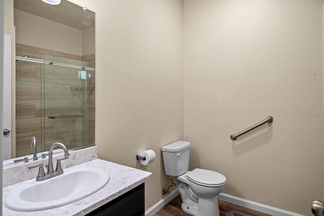 1129 S Carriage Avenue S, Fresno, CA 93727