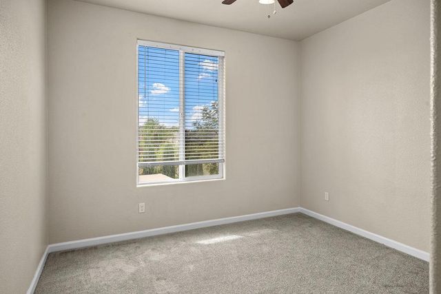 1129 S Carriage Avenue S, Fresno, CA 93727
