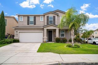 1129 S Carriage Avenue S, Fresno, CA 93727