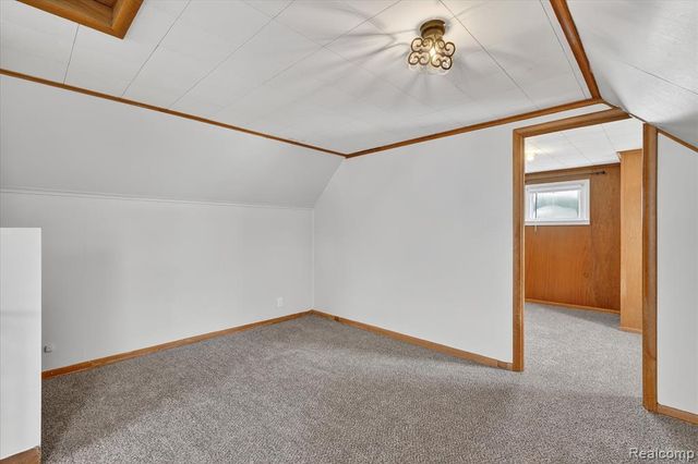 2710 Mansfield Avenue, Flint, MI 48503