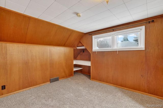 2710 Mansfield Avenue, Flint, MI 48503