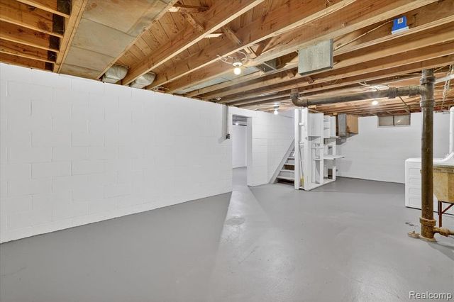 2710 Mansfield Avenue, Flint, MI 48503