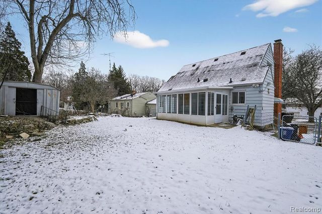 2710 Mansfield Avenue, Flint, MI 48503