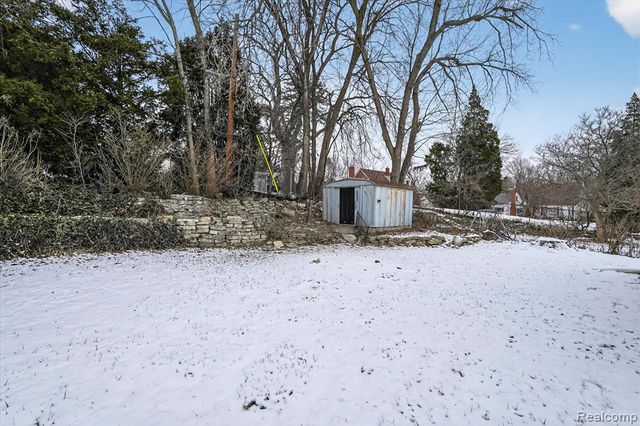 2710 Mansfield Avenue, Flint, MI 48503