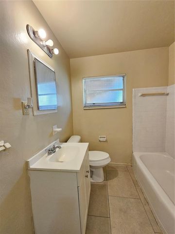 2412 KIWANIS AVENUE, Lakeland, FL 33801