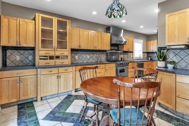 170 Central Avenue, Lancaster, NY 14086