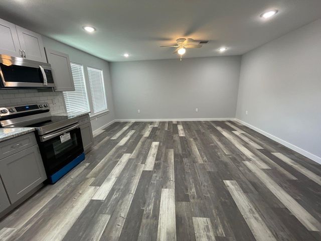 4114 Majestic Street A, Houston, TX 77028