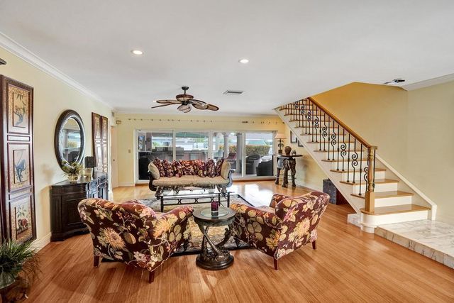 5530 Bayview Drive, Fort Lauderdale, FL 33308