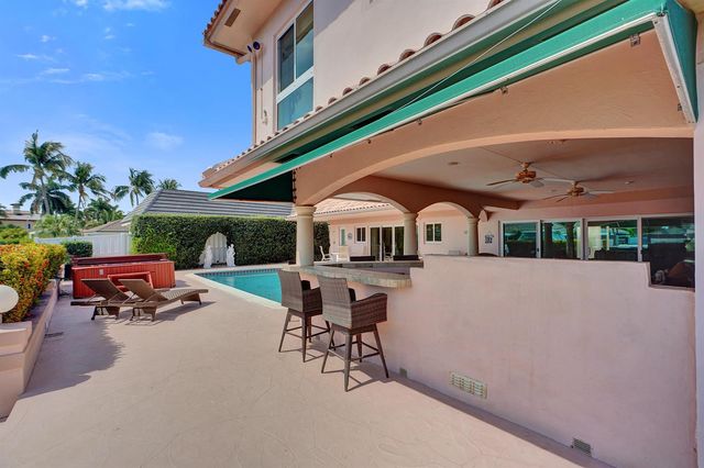 5530 Bayview Drive, Fort Lauderdale, FL 33308
