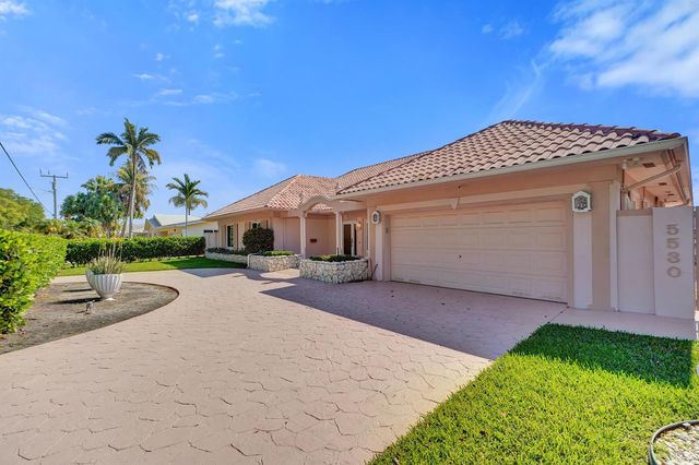 5530 Bayview Drive, Fort Lauderdale, FL 33308