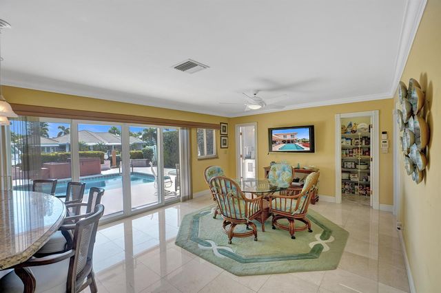 5530 Bayview Drive, Fort Lauderdale, FL 33308
