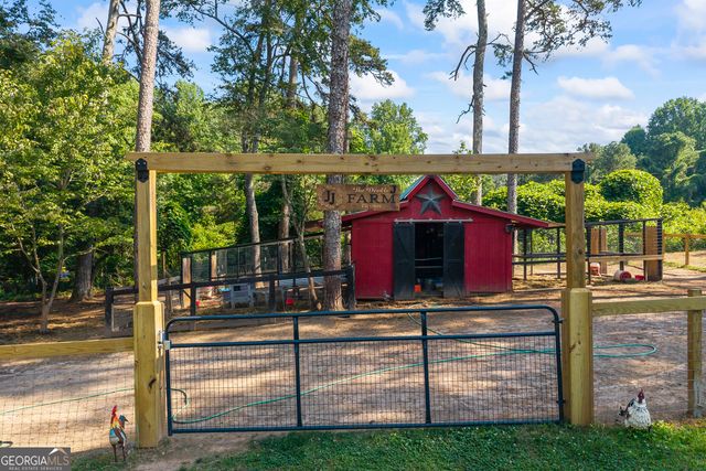 9315 Meadowbrook Drive, Gainesville, GA 30506