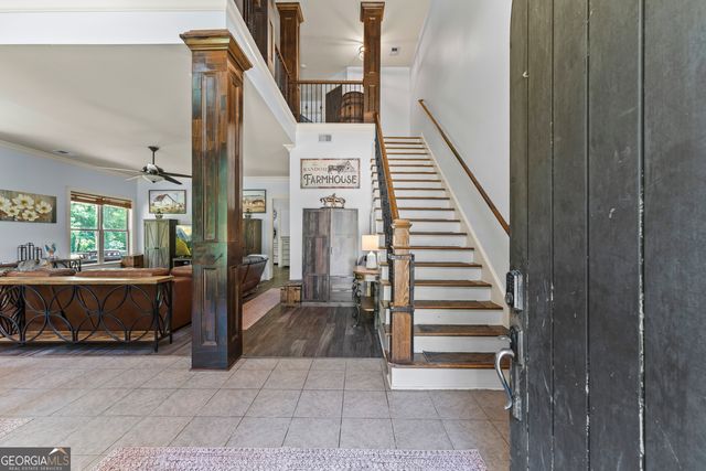 9315 Meadowbrook Drive, Gainesville, GA 30506