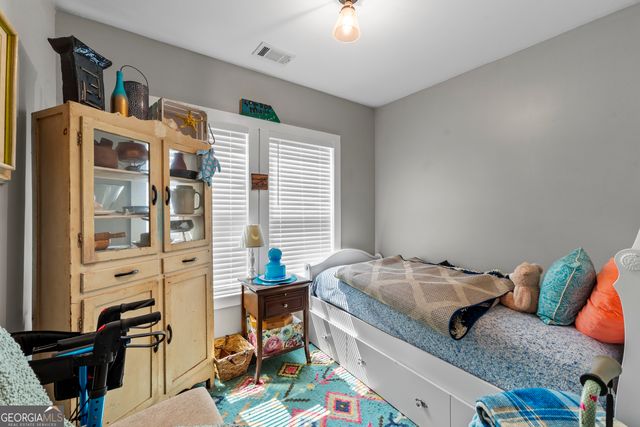 9315 Meadowbrook Drive, Gainesville, GA 30506