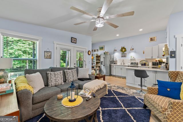 9315 Meadowbrook Drive, Gainesville, GA 30506