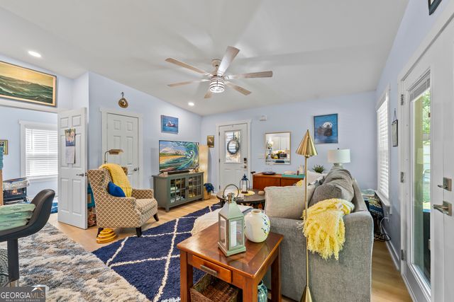 9315 Meadowbrook Drive, Gainesville, GA 30506