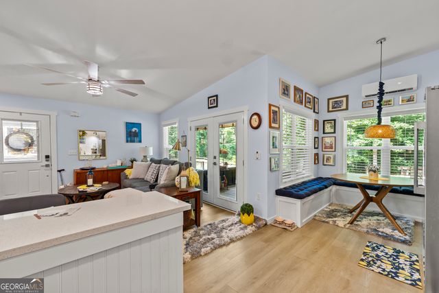 9315 Meadowbrook Drive, Gainesville, GA 30506