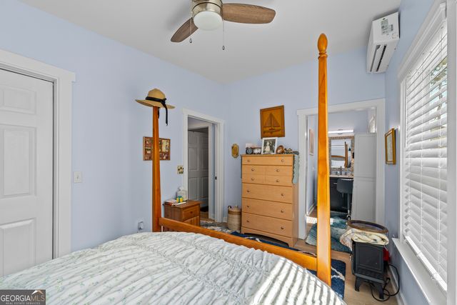 9315 Meadowbrook Drive, Gainesville, GA 30506
