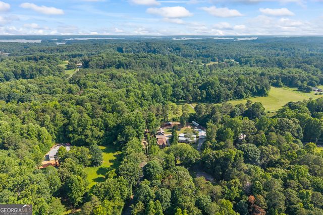 9315 Meadowbrook Drive, Gainesville, GA 30506
