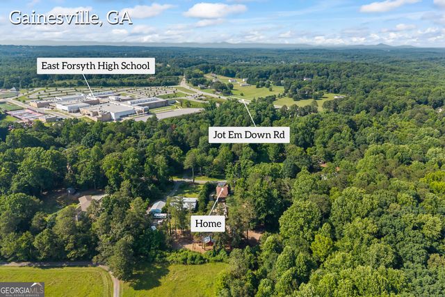 9315 Meadowbrook Drive, Gainesville, GA 30506