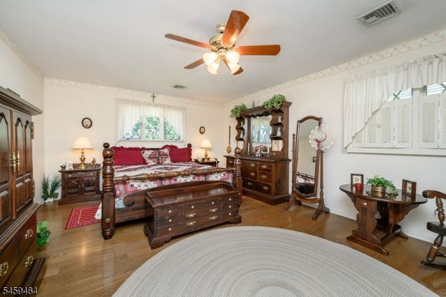 544 Pinewood Ave, Roselle Park Boro, NJ 07204