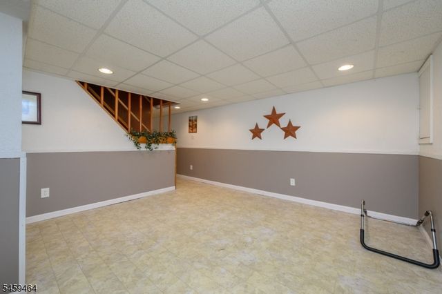 544 Pinewood Ave, Roselle Park Boro, NJ 07204