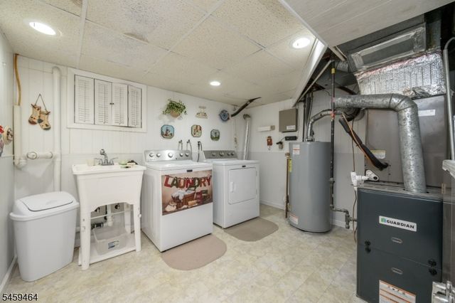 544 Pinewood Ave, Roselle Park Boro, NJ 07204