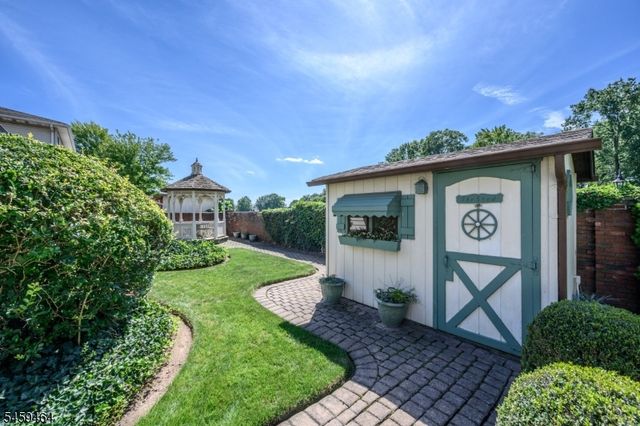 544 Pinewood Ave, Roselle Park Boro, NJ 07204
