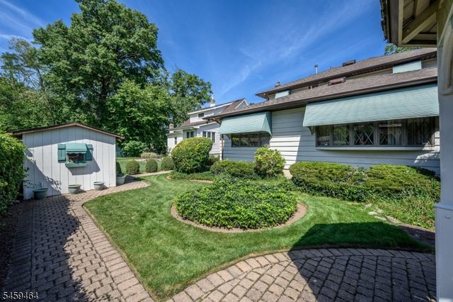 544 Pinewood Ave, Roselle Park Boro, NJ 07204