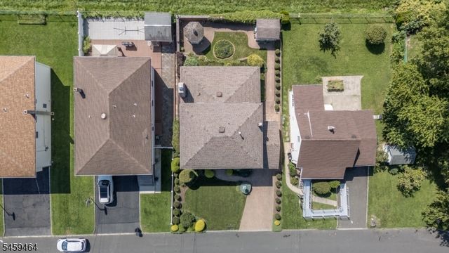 544 Pinewood Ave, Roselle Park Boro, NJ 07204