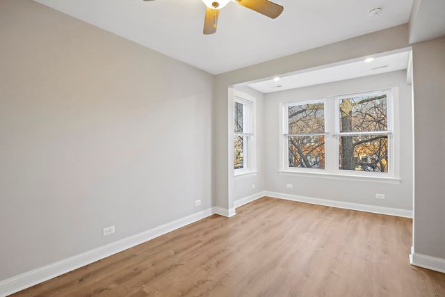 2626 N Ridgeway Avenue 3, Chicago, IL 60647