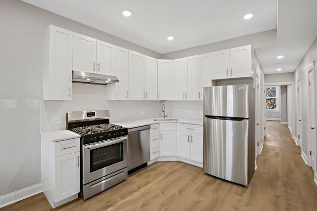 2626 N Ridgeway Avenue 3, Chicago, IL 60647