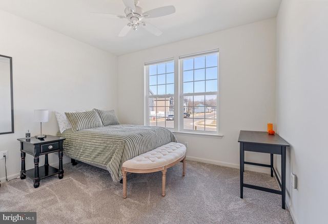 5402 REDGUM LN, Fredericksburg, VA 22407